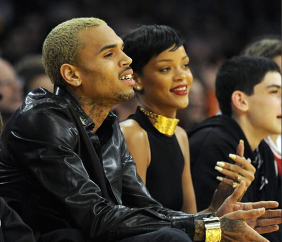 Rihanna y Chris Brown se dejan ver juntos en público
