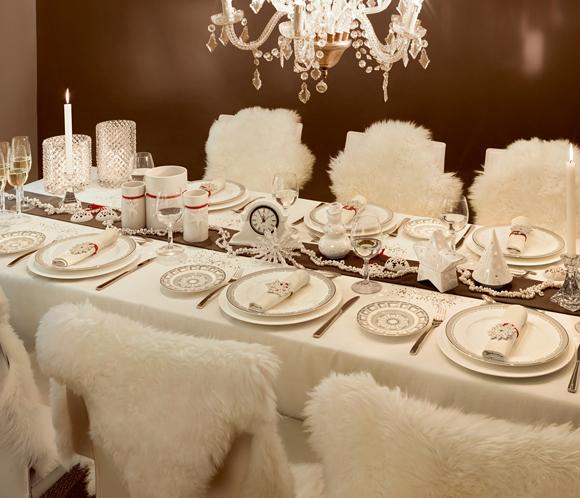 Sentados en torno a la mesa: decoración y detalles navideños para ambientar tus reuniones familiares estas fiestas