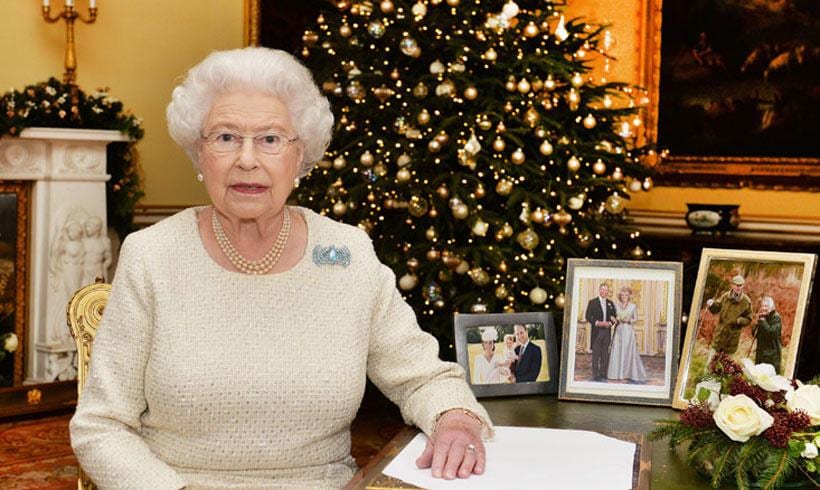 Isabel II se lleva un gran susto en Palacio