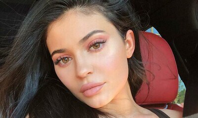 Kylie Jenner logra que Instagram lance un filtro inspirado en ella