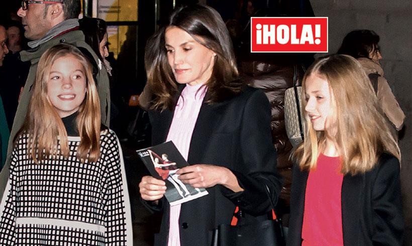 En exclusiva en ¡HOLA!: El sorprendente 'look' de Letizia en otra escapada junto a sus hijas