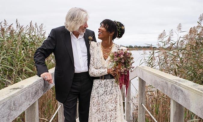 Roger Waters, de Pink Flloyd, se casa por quinta vez a los 78 años con su novia Kamilah Chavis