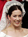 Diademas 'reales': Así han sido algunas de las tiaras nupciales más espectaculares de las Princesas europeas