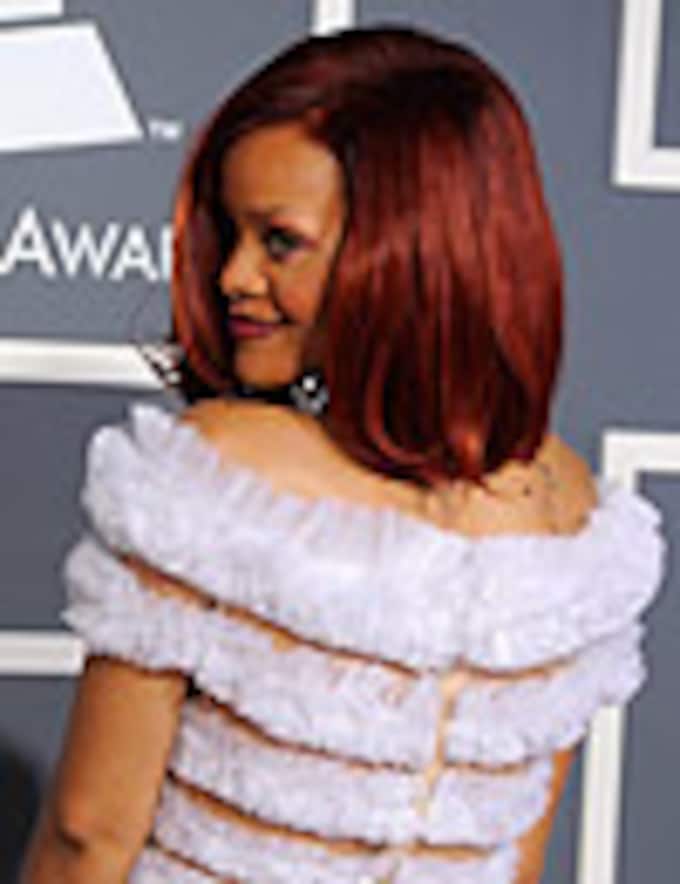Alfombra roja: El vestido de novia de Rihanna en los Grammy