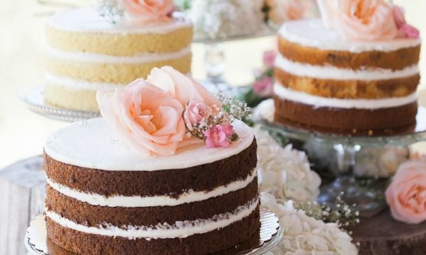 'Wedding cakes' llenos de flores, inspirados en la primavera