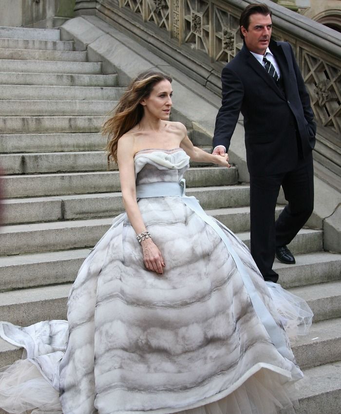 18 Bradshaw Post York' Así 'sexo De Años Foto En Novias Nueva Las Son Carrie r7UrFZ