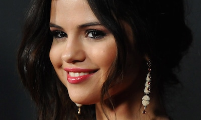 El 'look' de invitada de boda de Selena Gómez del que todo el mundo habla