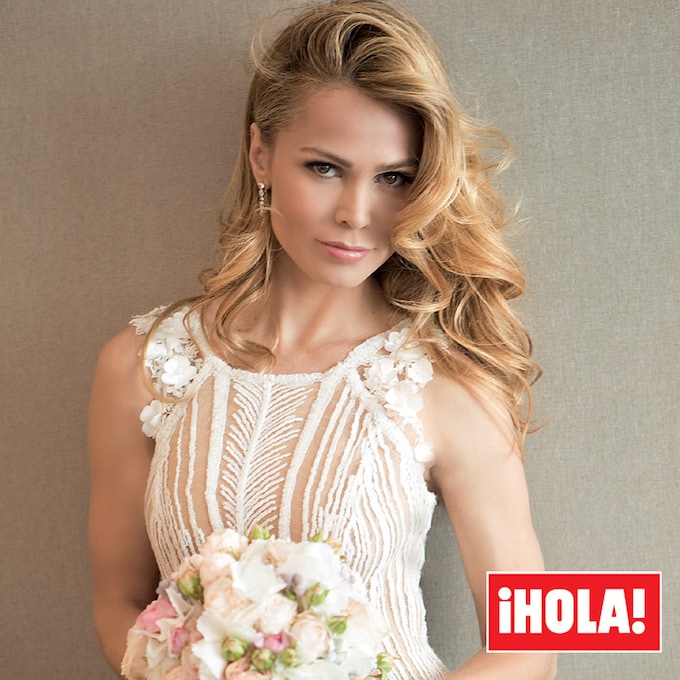 En ¡HOLA!, los tres impresionantes vestidos de novia de Yolanda Cardona