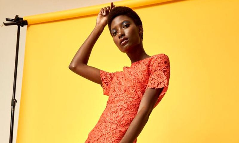 Invitadas: Los 10 vestidos de cóctel perfectos están en Adolfo Domínguez… ¡rebajados!