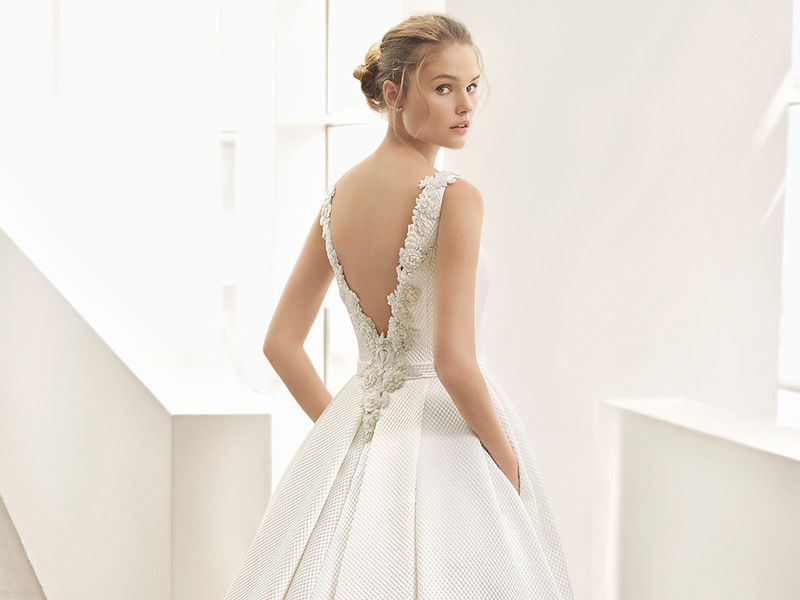 vestidos de novia con bolsillos, la tendencia con más personalidad
