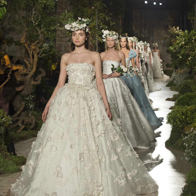 Reem Acra, la diseñadora de Hollywood, conquista Barcelona con su colección nupcial