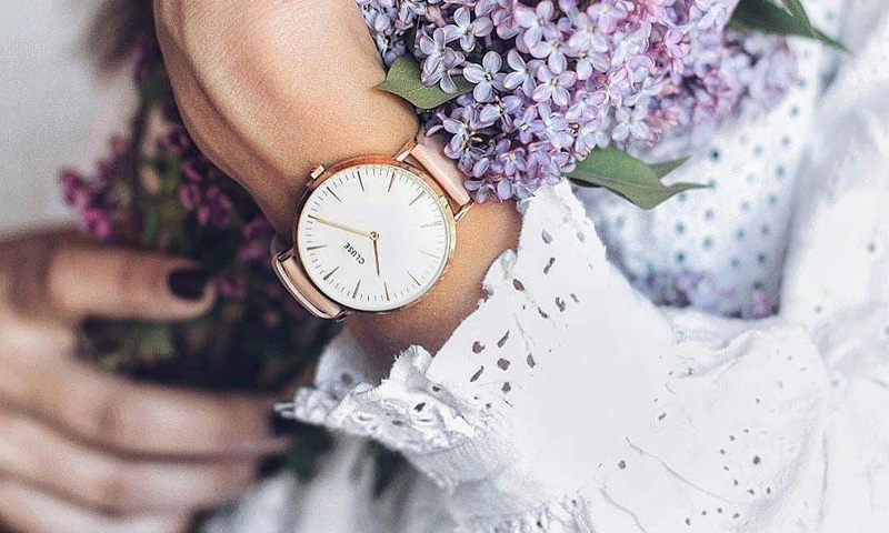 Los relojes son las nuevas joyas de los looks nupciales