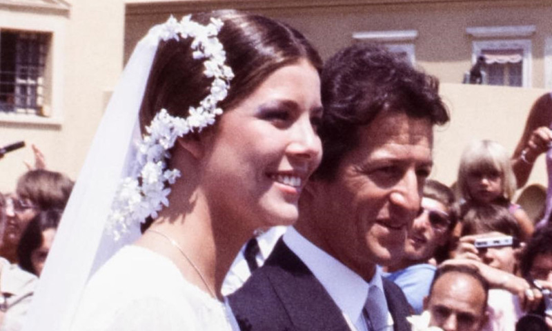El tocado de novia de Carolina de Mónaco que sigue siendo tendencia 40 años después