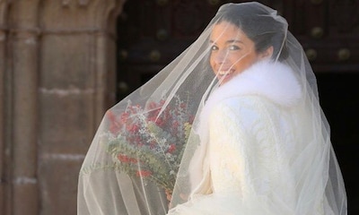 ¿Qué complemento invernal eligen las novias que se casan con capa?