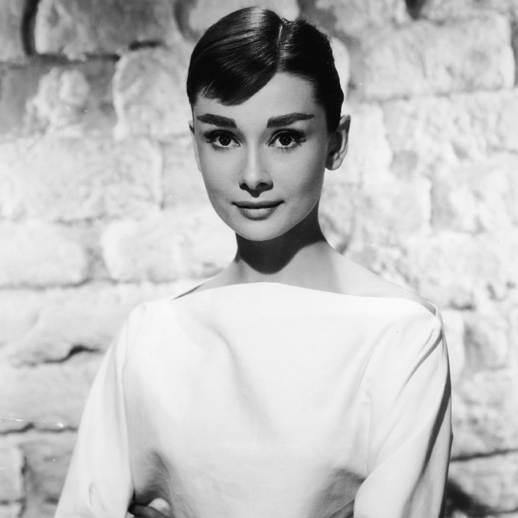 El vestido de novia que Audrey Hepburn nunca utilizó es pura inspiración