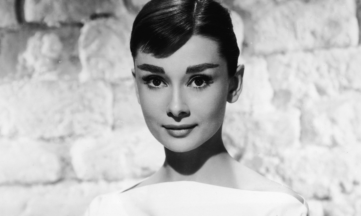 El vestido de novia que Audrey Hepburn nunca utilizó es pura inspiración