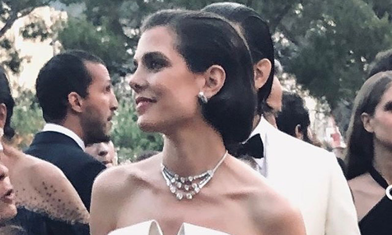 Un vestido de cuento y joyas de Grace Kelly: Carlota deslumbra con su segundo look nupcial