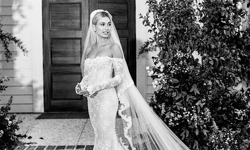 Romántico y con mensaje: Hailey Baldwin desvela el vestido que lució en su boda con Justin Bieber