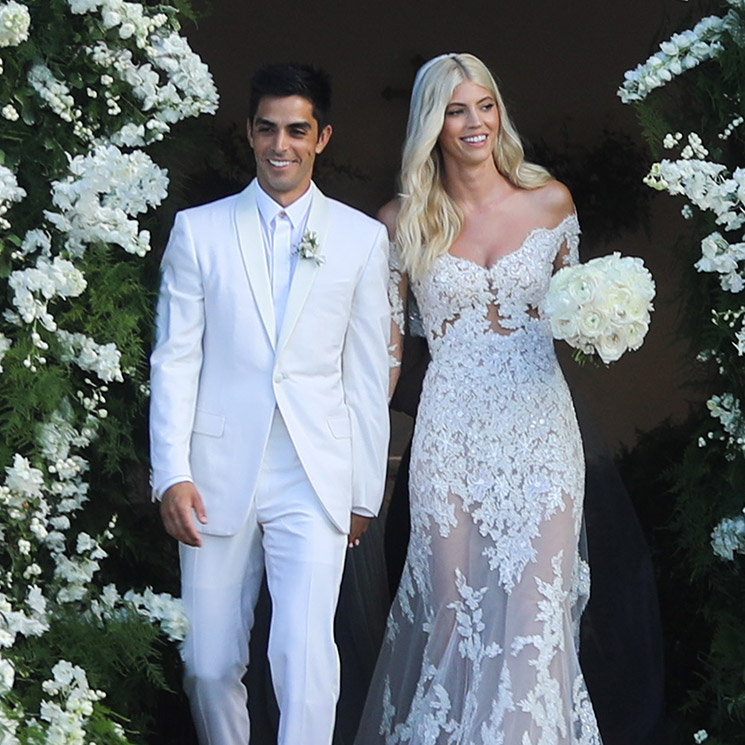 Devon Windsor, una novia de cuento con el vestido más romántico y sugerente