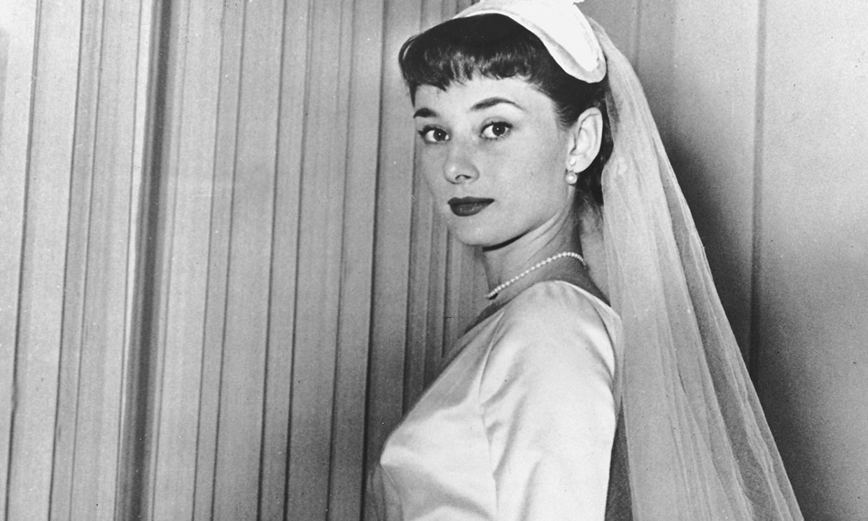 Del collar de Audrey Hepburn a los pendientes de Kate Middleton: joyas inspiradas en las novias más icónicas de todos los tiempos