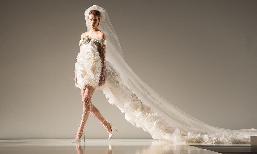 Las tendencias que convencen a las novias de 2020 llegan a la Alta Costura - Foto 1 Las tendencias que convencen a las novias de 2020 llegan a la Alta Costura - Foto 1
