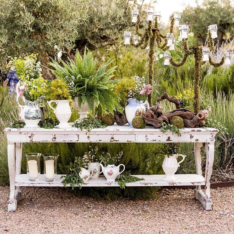 Cómo incluir las plantas en la decoración de tu boda y conseguir un resultado muy elegante