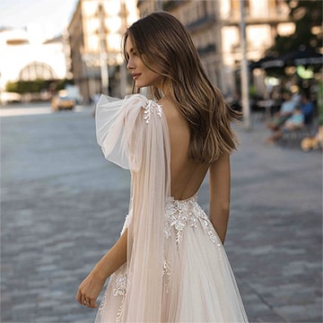 para vestidos de novia con la espalda abierta - Foto
