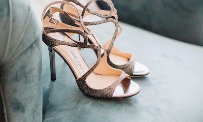 Si vas a llevar un vestido de novia sencillo estos zapatos son perfectos para ti