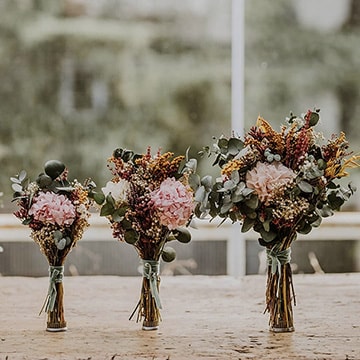 Ramos de flores para novias que se casan en verano - Foto 1