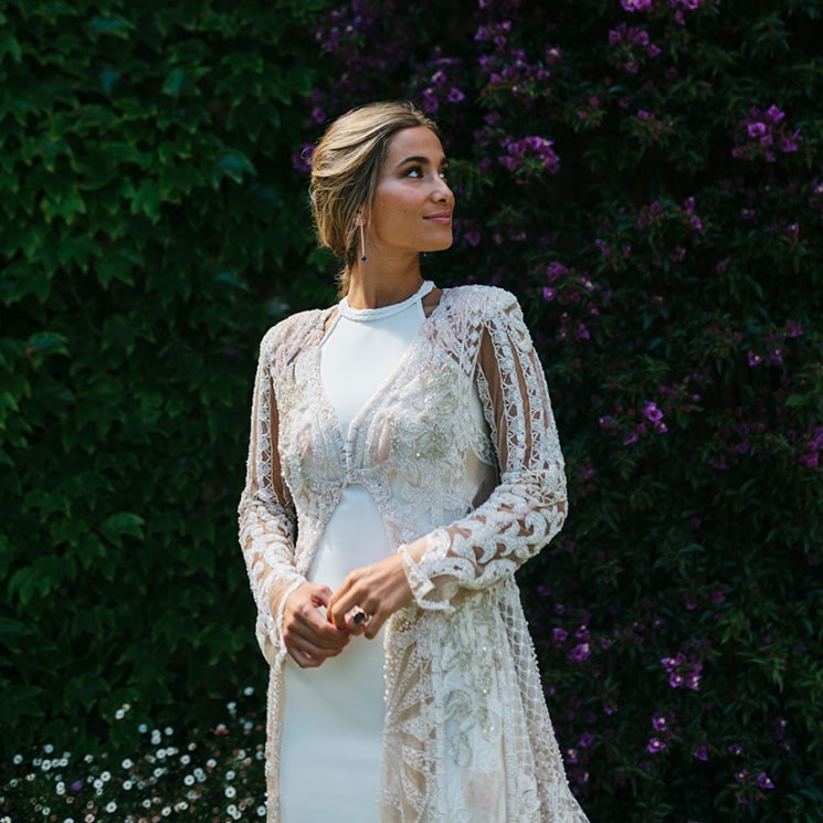 Pendientes de colores para novias que quieren romper con el 'total look' blanco