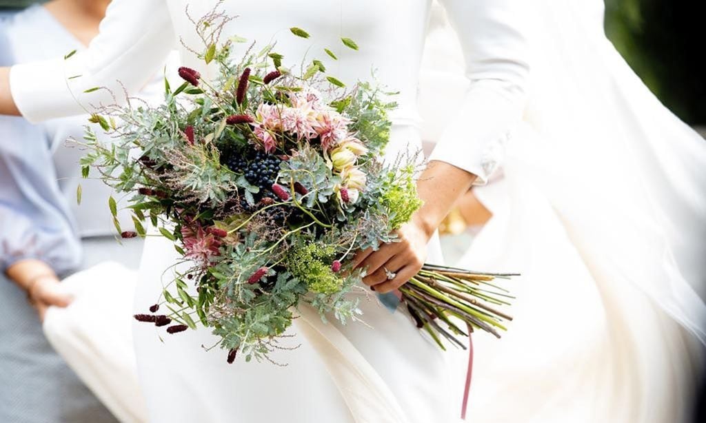 Los ramos preferidos de las novias son verdes y silvestres - Foto 1