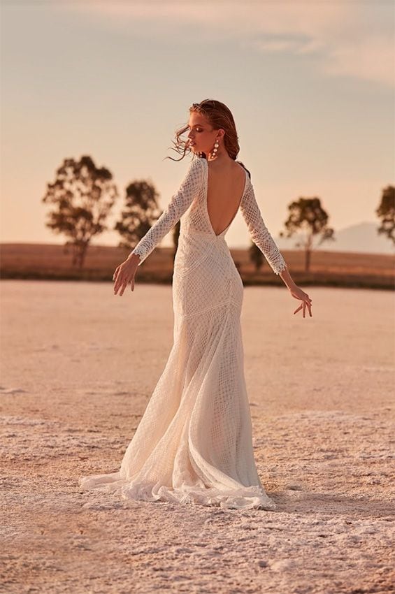 Vestidos De Novia Sencillos Con La Espalda Descubierta Foto 1