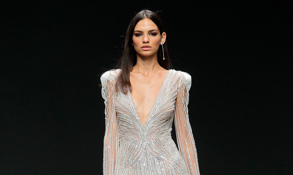 La elegancia del Hollywood dorado se cuela en la nueva colección de Atelier Pronovias