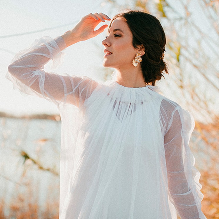 Los pendientes y anillos que mejor combinan con cada vestido de novia