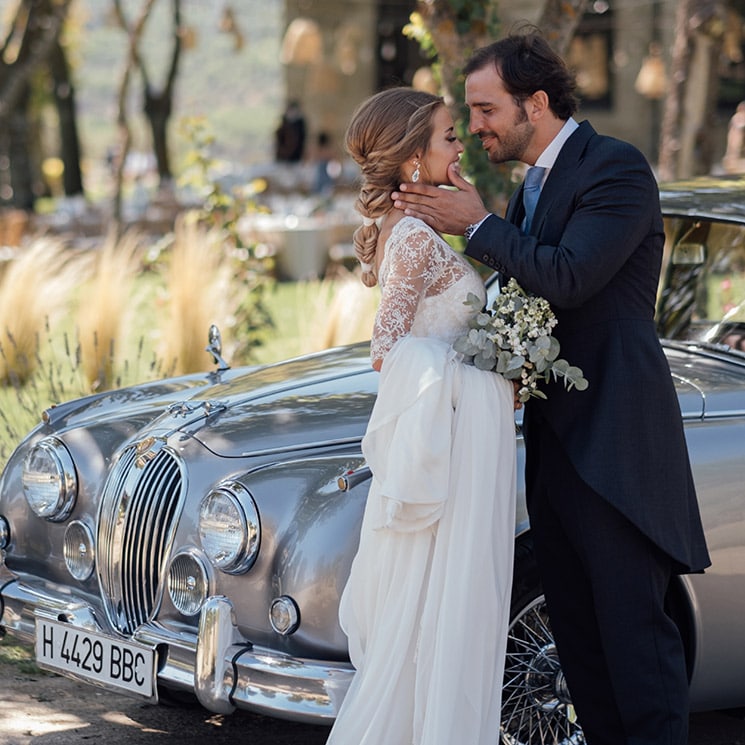Celia, la novia de los 79.000 seguidores que triunfó con un vestido muy romántico