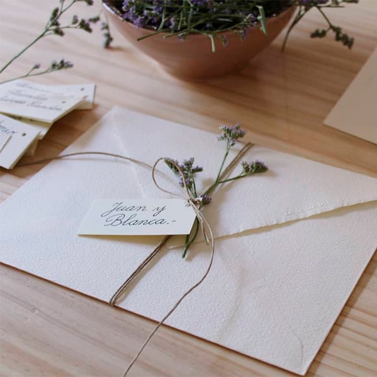 Del texto al diseño: todo lo que debes tener en cuenta al elegir tus invitaciones 