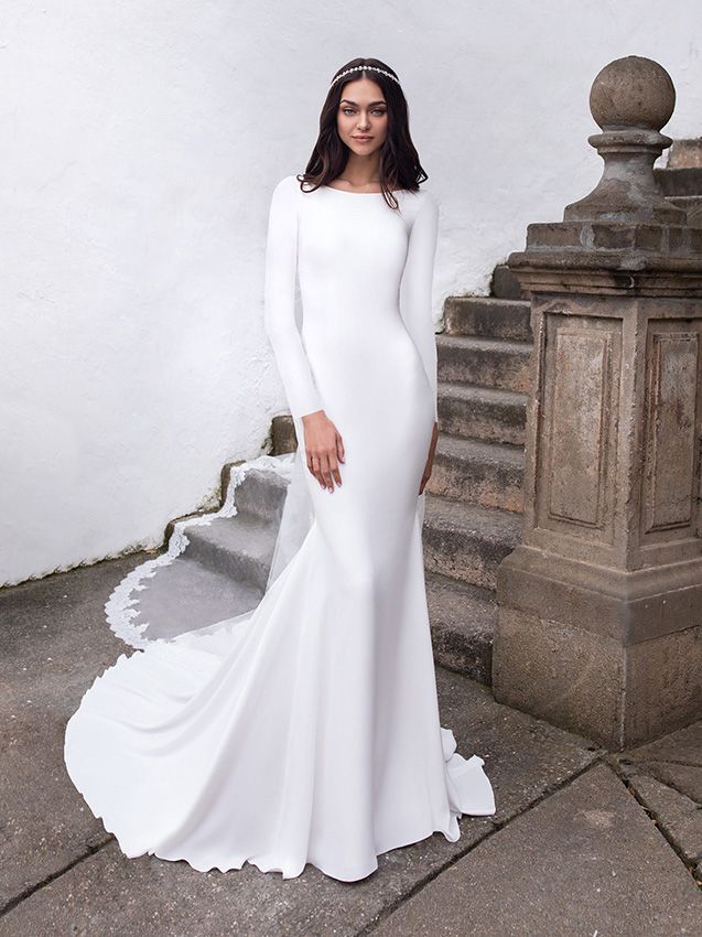 Vestidos de Novia Pronovias: 9 diseños sencillos y muy favorecedores 5