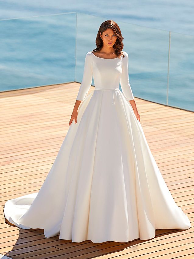 Vestidos de Novia Pronovias: 9 diseños sencillos y muy favorecedores 6