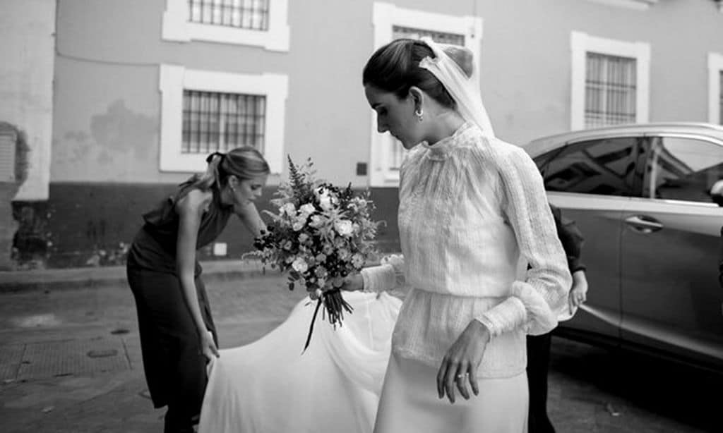 Julia se casó con un vestido de novia '3 en 1' y no podía estar más elegante