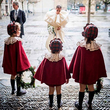 Looks, vestidos y conjuntos para pajes y damas de boda en - Foto 1