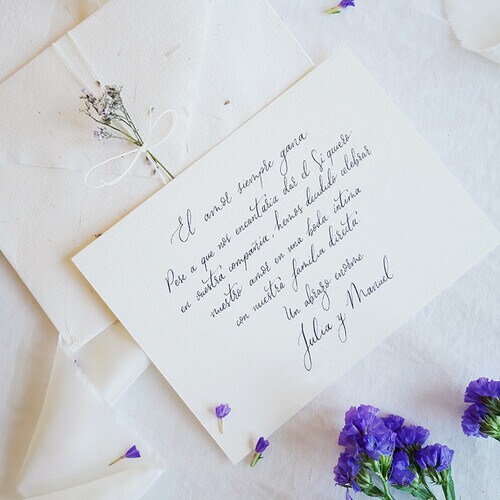 Soluciones de papelería muy bonitas para avisar a tus invitados que no podrán asistir a la boda