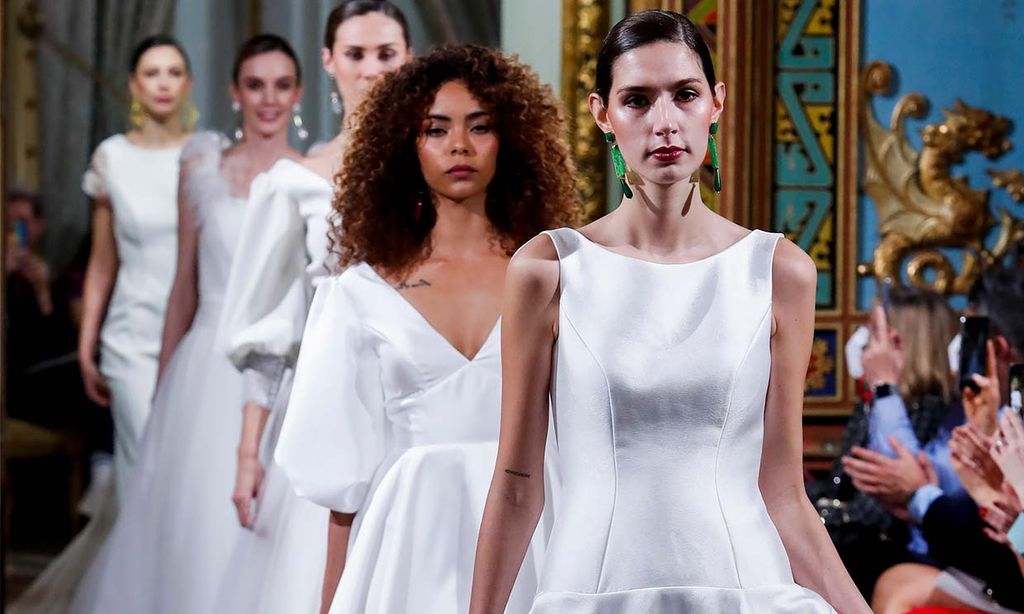 HOLA! Novias primavera verano 2022