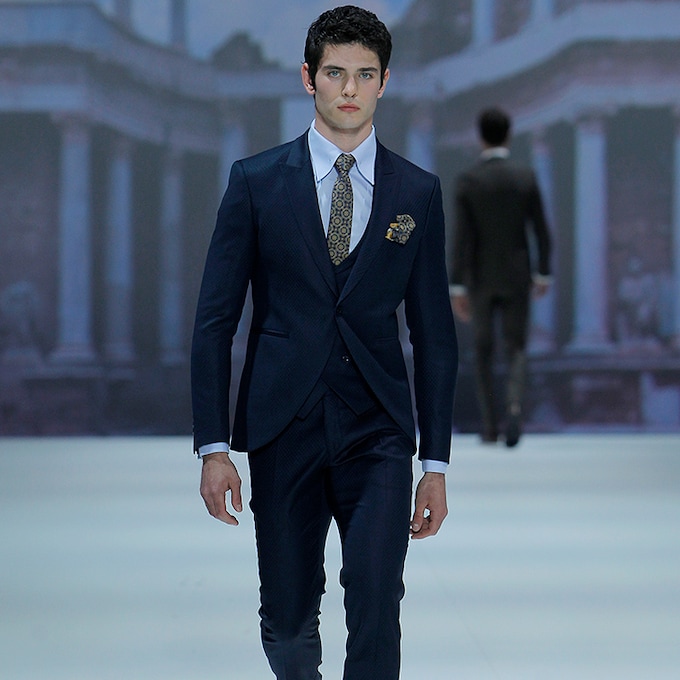 El look de novio más sofisticado está en la colección de Ramón Sanjurjo