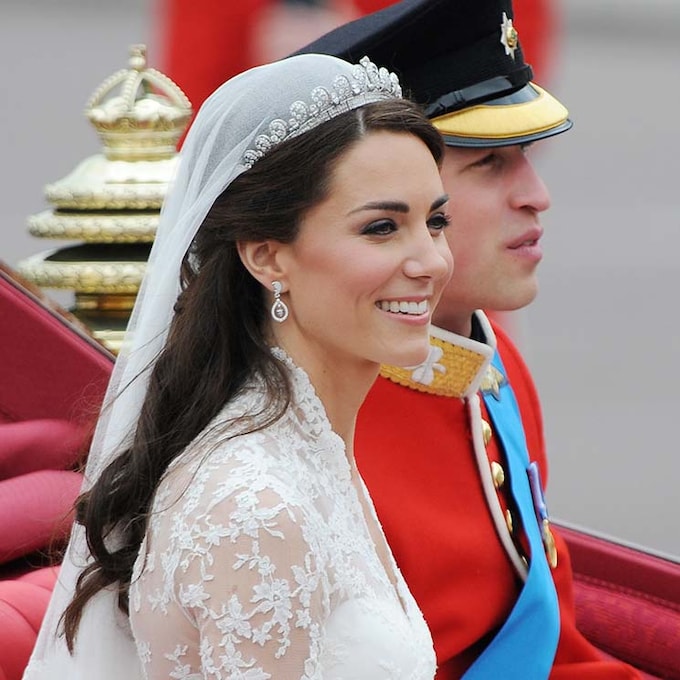 12 pendientes fascinantes que llevaron las novias de la realeza