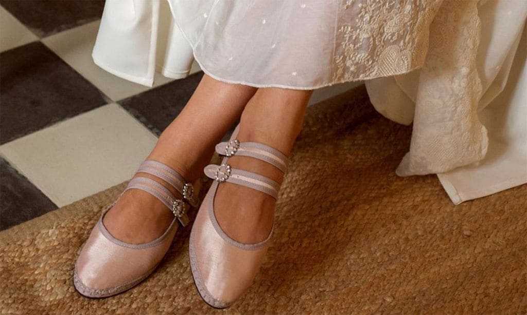 Con estos zapatos planos de novia, no echarás de menos un tacón en tu boda