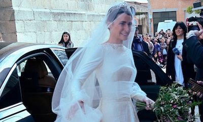 Romántico y minimalista: el vestido con el que Ana, hija de Carlos Sainz, se ha casado en Ávila