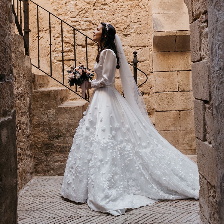 Carmen, la novia del vestido de princesa desmontable que se casó en El Puerto de Santa María