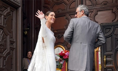 Marta López Álamo elige un vestido de novia de corte clásico para su boda con Kiko Matamoros