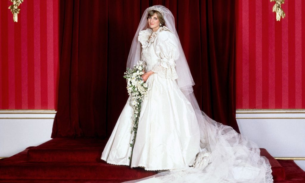 La anécdota más desconocida del vestido de novia de Diana de Gales