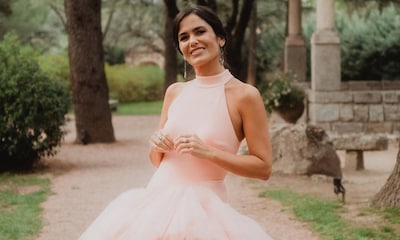 Un vestido de novia con 150 metros de tul rosa, la elección de la periodista Elena Sánchez para su boda